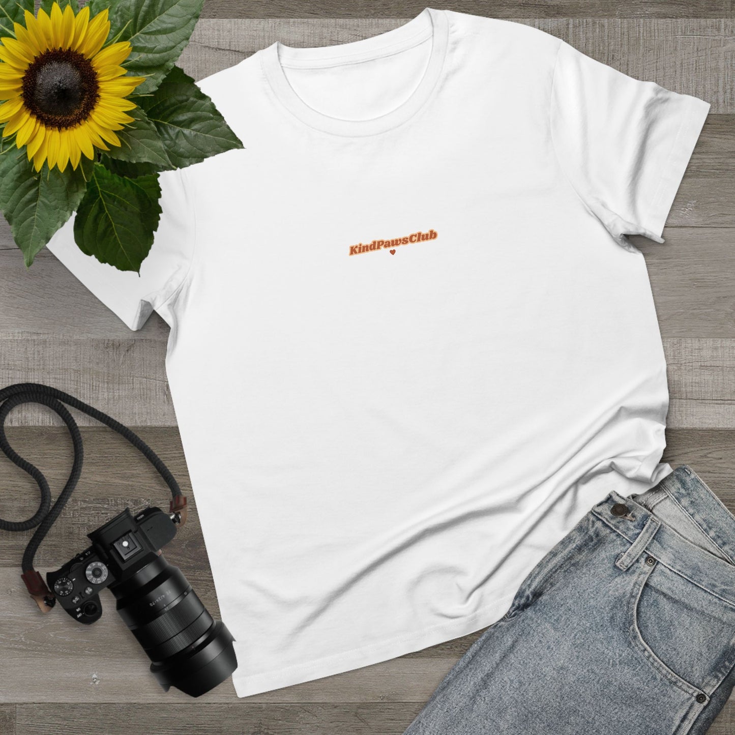 Sunset Paws Retro T-Shirt - 70s Minimalist Pet Wellness Graphic Tee